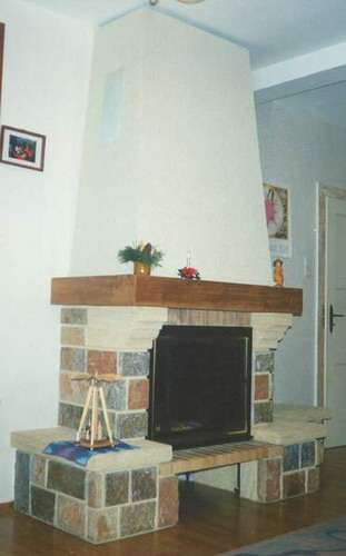 Bruchstein-Aubazine+Universe